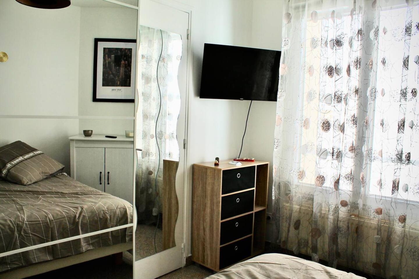 Gheddachi Daire Gentilly Dış mekan fotoğraf